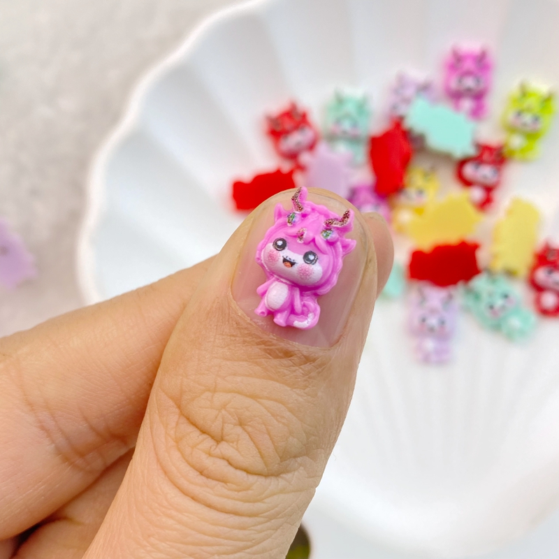 小さな恐竜のデザインの樹脂チャーム,50個,芸術的なネイル, - Art Craft Dinosaurs のレビューと価格